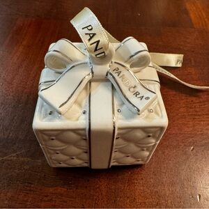 Pandora 2016 Issue White Ceramic Gift Box Ornament
